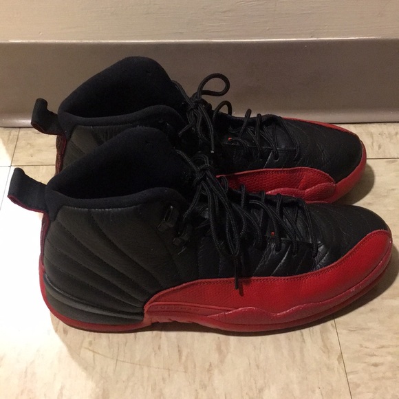 Sneaker - Picture 2 of 7